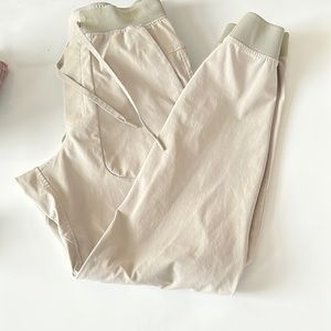 lululemon men’s abc skinny fit joggers medium